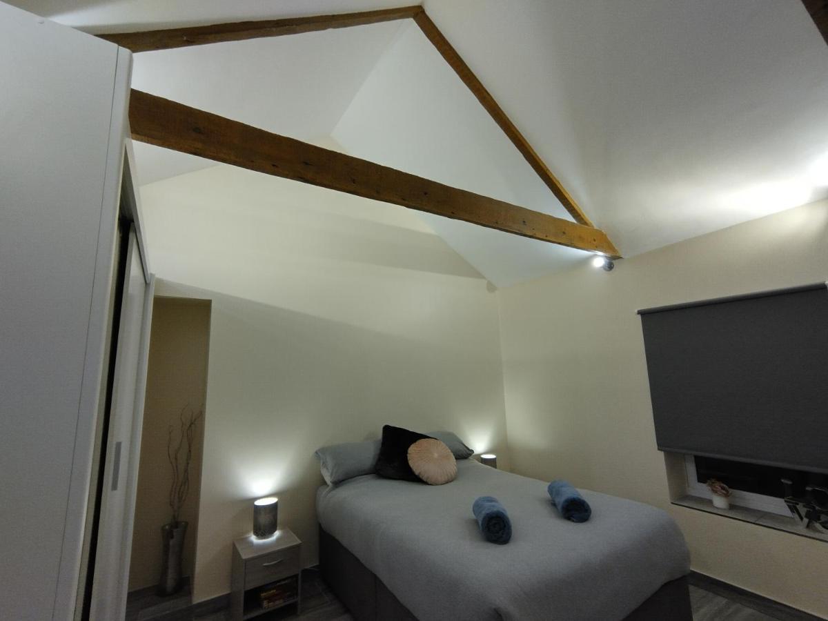 Queens Holiday Apartment Pembroke Dock Dış mekan fotoğraf