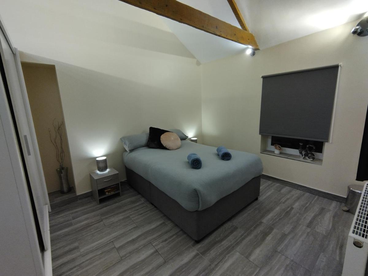 Queens Holiday Apartment Pembroke Dock Dış mekan fotoğraf
