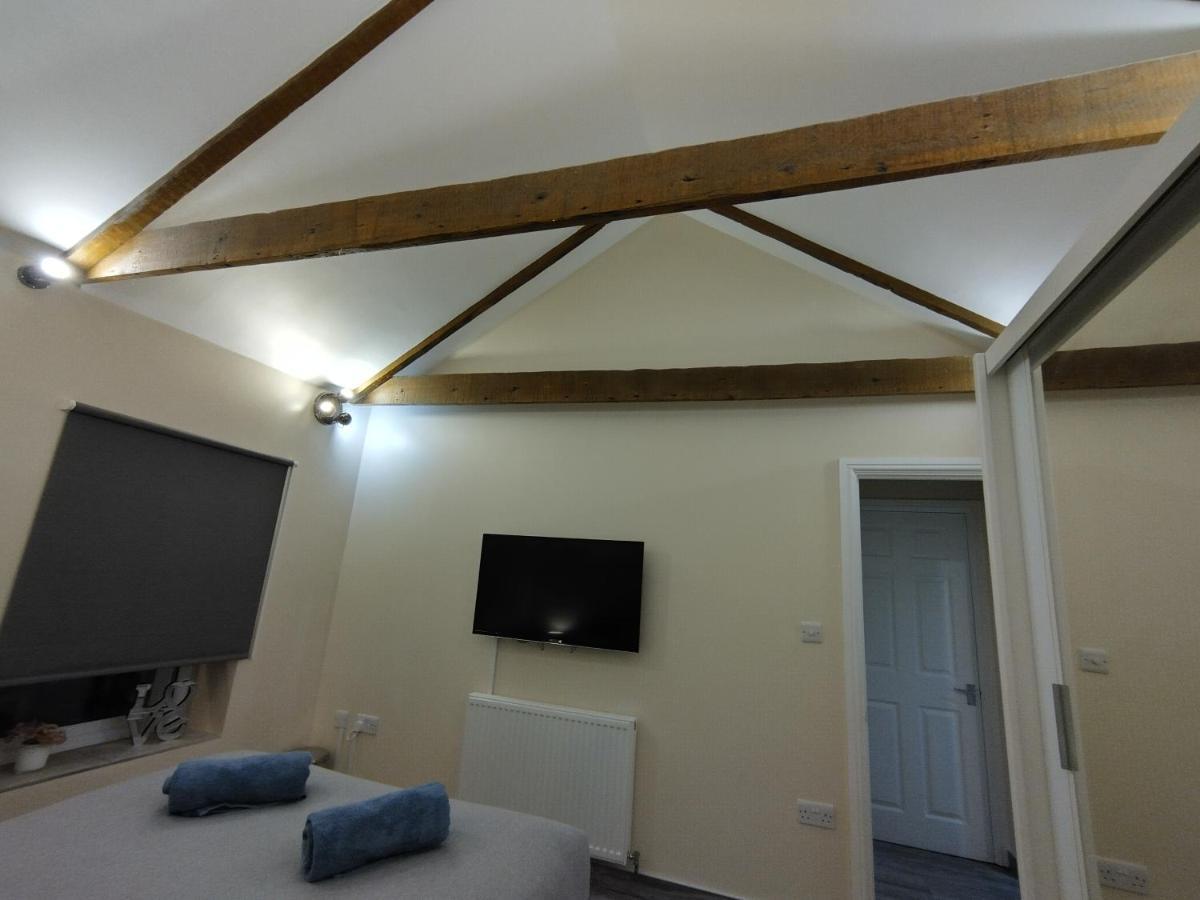 Queens Holiday Apartment Pembroke Dock Dış mekan fotoğraf